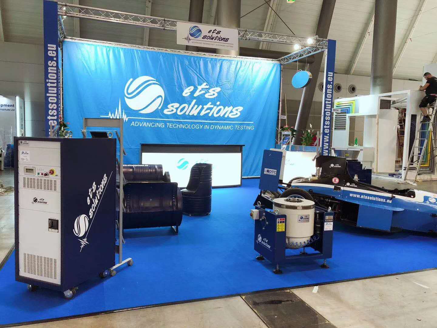 航天希爾公司參加德國(guó)汽車(chē)測(cè)試展