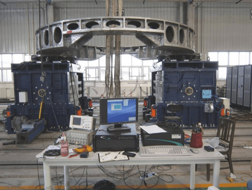 航天希爾在大型振動(dòng)臺(tái)上的試驗(yàn)案例、場(chǎng)景